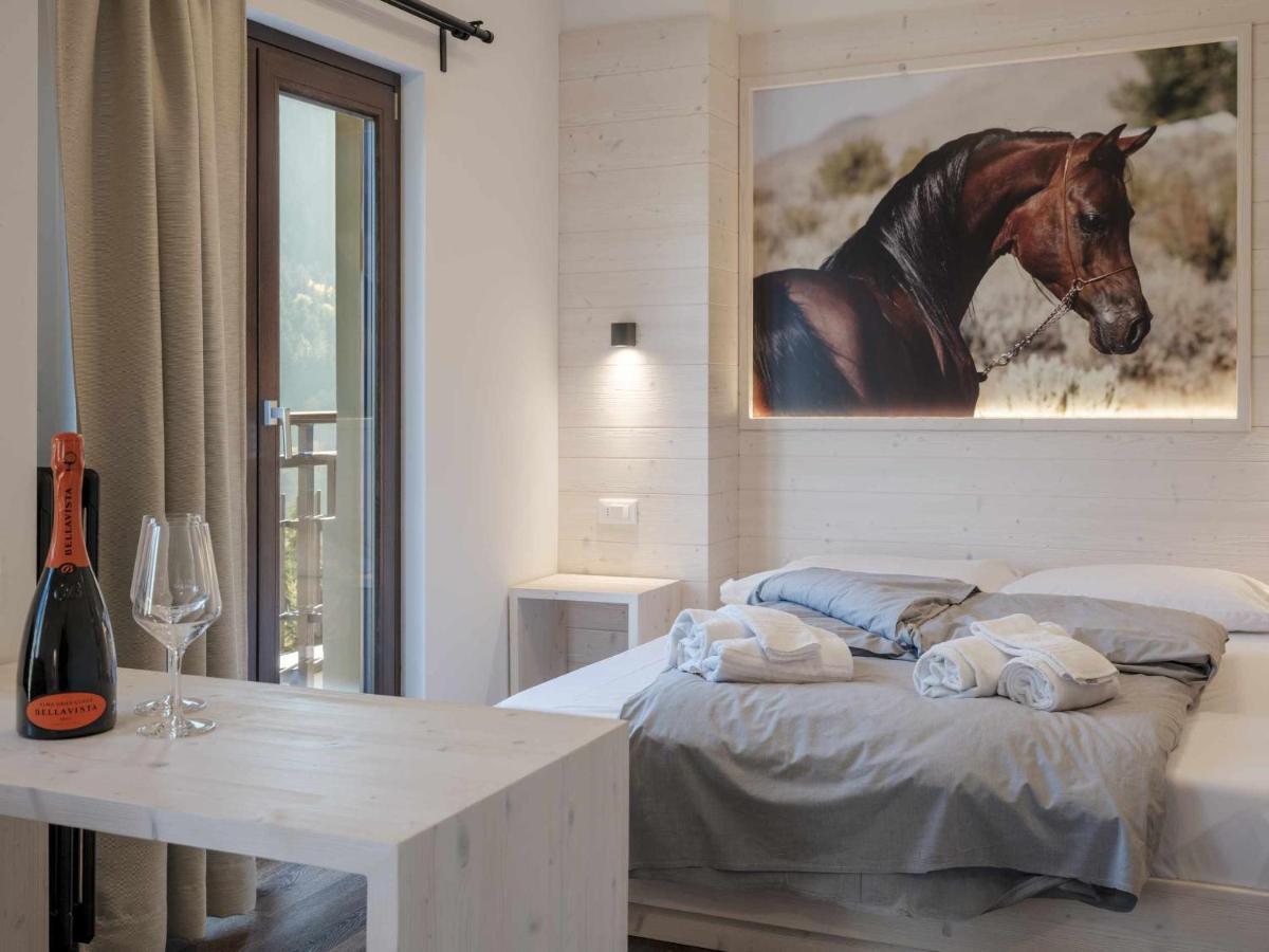 Hotel Garni Alta Valle Vione Habitación foto